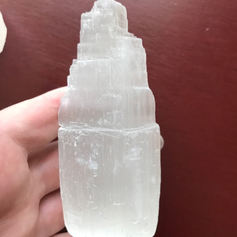 More arrived!!! Natural Selenite home protection ✨charged✨ 4” tower - Picture 4 of 4